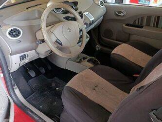 2013-renault-twingo-1437687-46337257