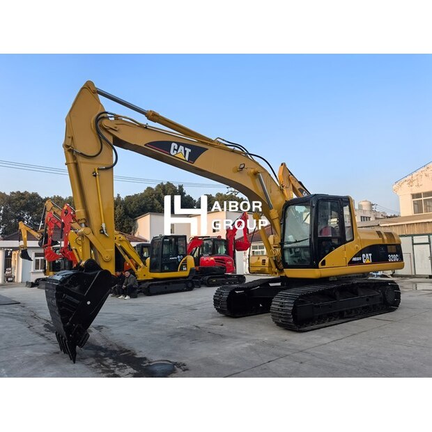 2024 Caterpillar 320C-46337652