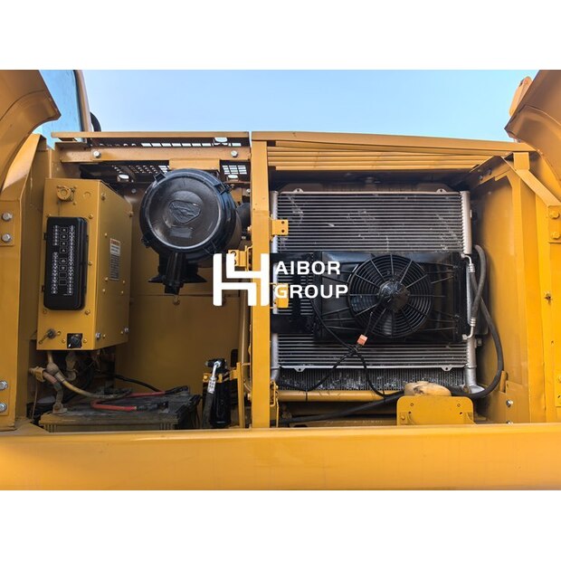 2024 Caterpillar 320C-46337658