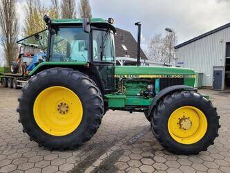 john-deere-3040-1438086-46337703
