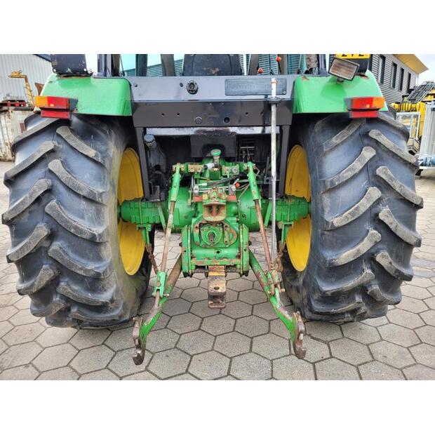 JOHN DEERE 3040-46337715
