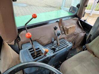 john-deere-3040-1438086-46337725