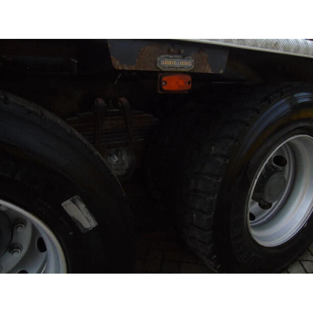 2004 Renault Kerax-46337872