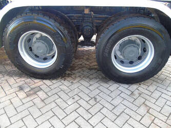 2007-man-tga-41-440-1438091-46337894