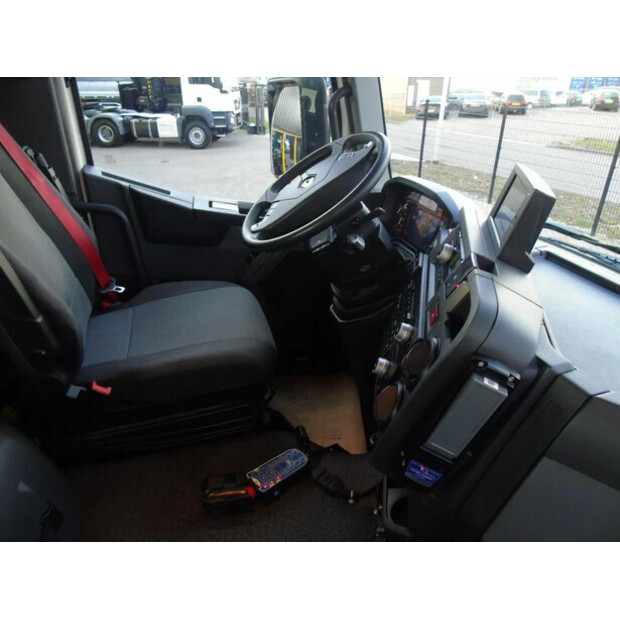 2023 Renault C-46337936