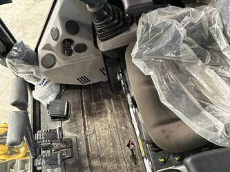 2023-komatsu-pc-17r-5-1438096-46338034