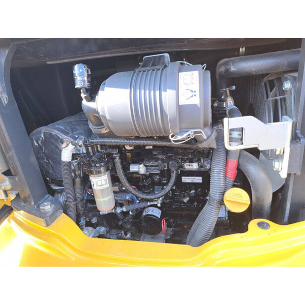 2024 Komatsu PC26MR-5-46338043