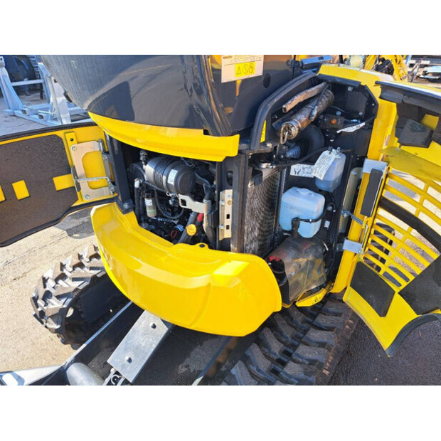 2024 Komatsu PC26MR-5-46338045