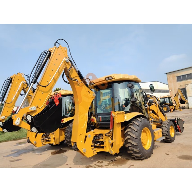 2024 Caterpillar 420F-46338055