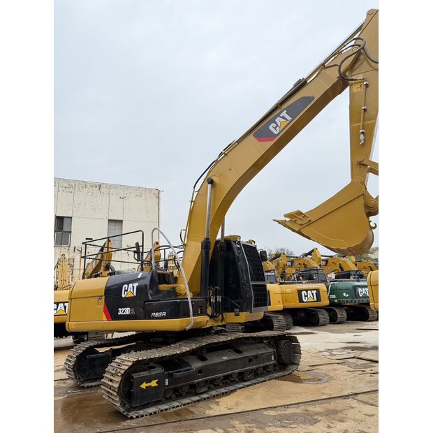 2024 Caterpillar 323-46338071