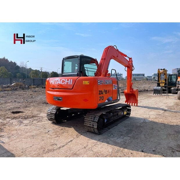 2024 Hitachi ZX70-46338096