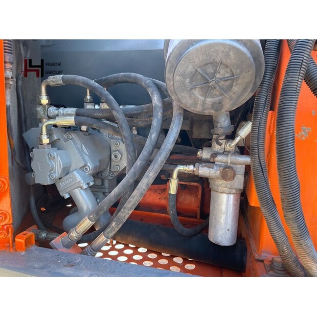 2024 Hitachi ZX70-46338105