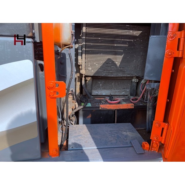 2024 Hitachi ZX70-46338108
