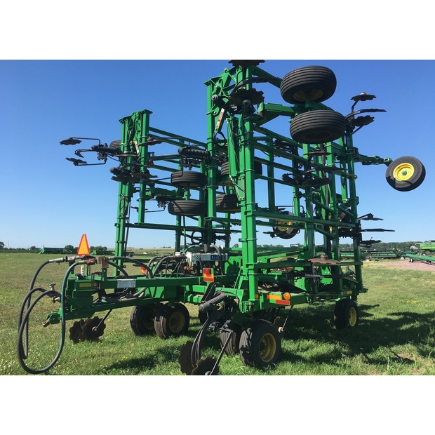 2013 JOHN DEERE 2410-46338171