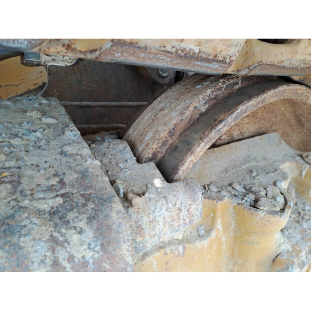 2018 Komatsu D61PXI-24-46338229