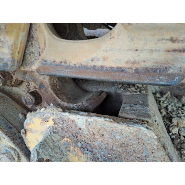 2018 Komatsu D61PXI-24-46338231