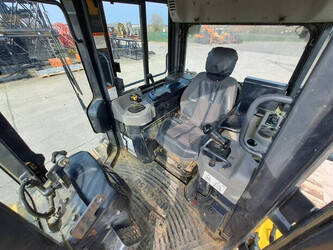 2018-komatsu-d61pxi-24-1438110-46338238