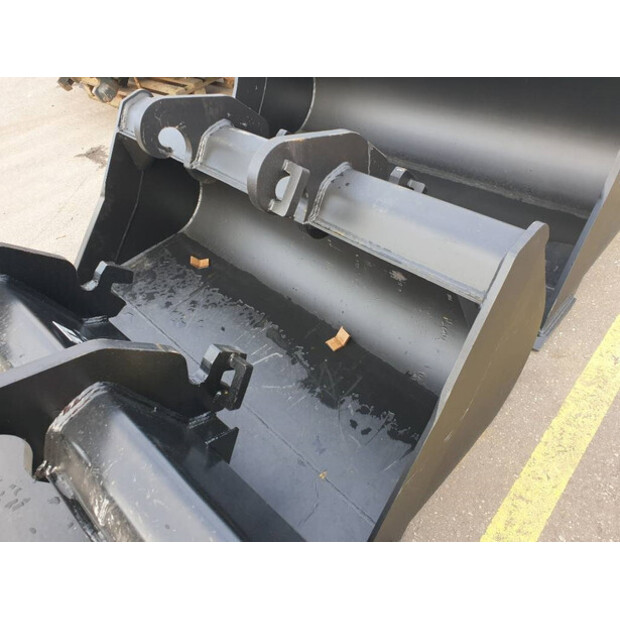 2022 Hebaco CW40-46338295