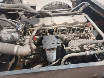 2013-terberg-yt182-1435331-46338422