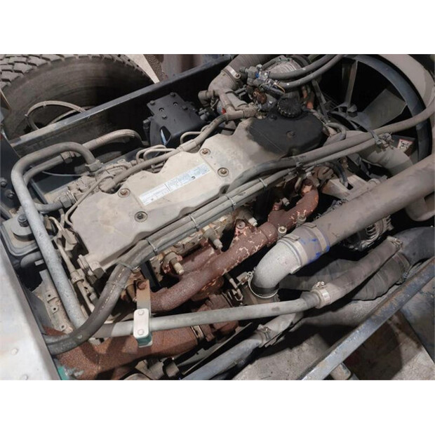 2013 تربيرغ YT182-46338423