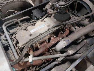 2013-terberg-yt182-1435331-46338423