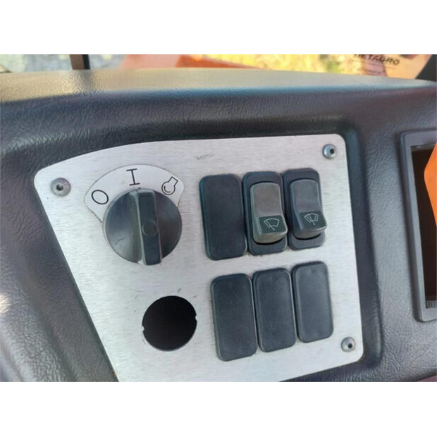 2013 تربيرغ YT182-46338429