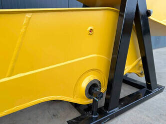 2026-komatsu-pc210-1438172-46338979