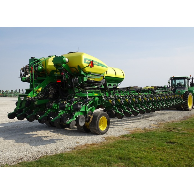 2019 JOHN DEERE DB90-46339060