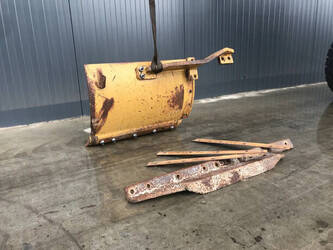 2026-caterpillar-140k-1438193-46339115