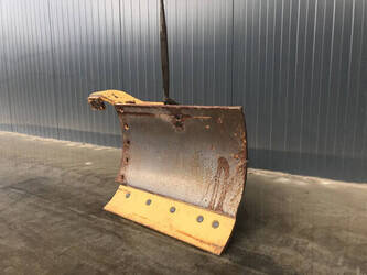 2026-caterpillar-140k-1438193-46339116