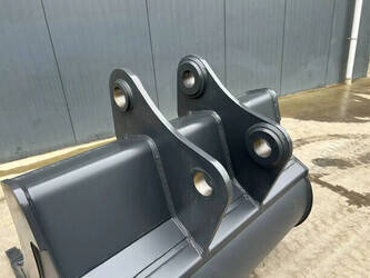 2026-hitachi-zx220-1438213-46339298