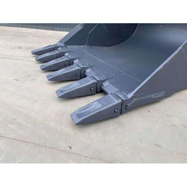 2026 Komatsu PC290-46339436