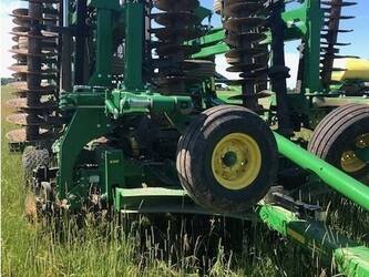 2019-john-deere-2660vt-cover-image