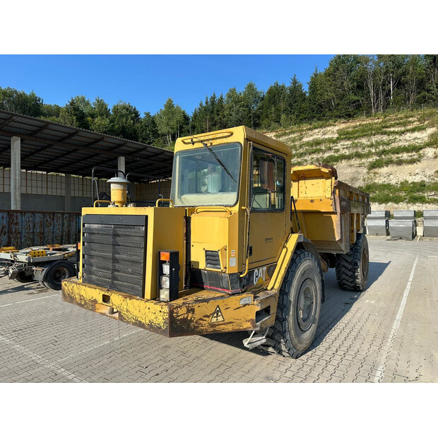 1999 Caterpillar D25D-46340587