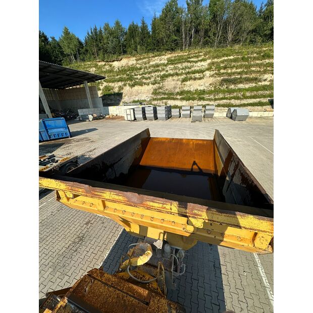 1999 Caterpillar D25D-46340592