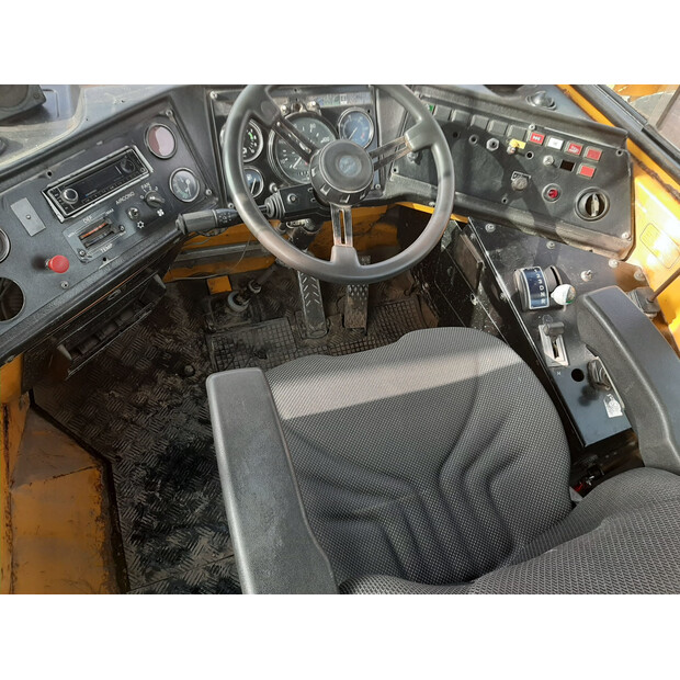 1992 فولفو A25B-46340602