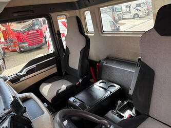 2018-man-tgs-1438414-46340881