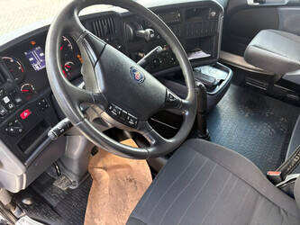 2011-scania-r500-1438416-46340943