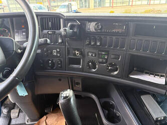 2011-scania-r500-1438416-46340951