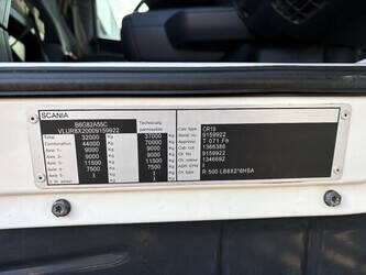 2011-scania-r500-1438416-46340953