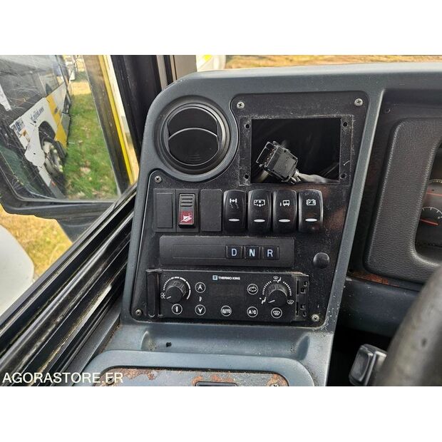 2011 Volvo B7RLE-46353226