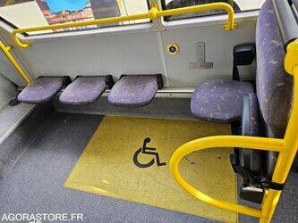 2010-man-lions-city-1438476-46355019