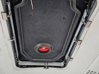 2010-man-lions-city-1438476-46355021