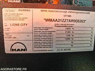 2010-man-lions-city-1438476-46355050