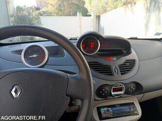 2007-renault-twingo-1438484-46355282