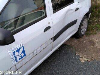 2008-dacia-logan-1438488-46355383