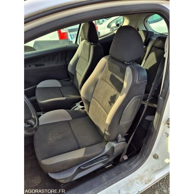 2007 بيجو 207-46355464