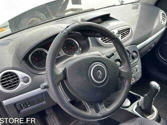 2008-renault-clio-1438492-46355494