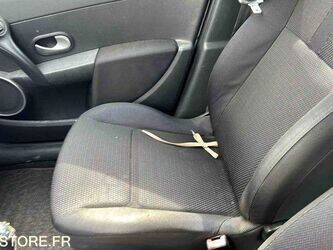 2008-renault-clio-1438492-46355495