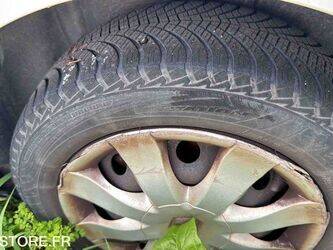 2008-renault-clio-1438492-46355505